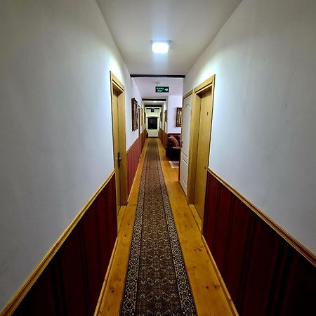 Hotel Armenopolis - Adults Only Gherla Exteriér fotografie